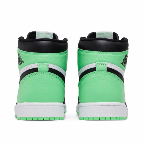 Air Jordan 1 Retro High OG 'Green Glow' - Picture 5 of 16
